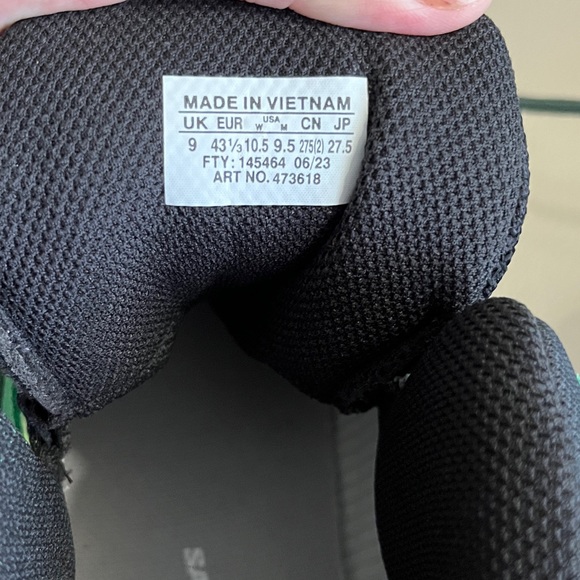 NWT - Salomon Men’s Odyssey Elmt Mid GTX Sneaker - US 9.5 / EU 43 1/3 - Picture 8 of 12